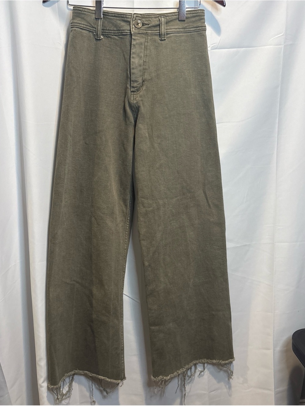 High-Rise Wide-Leg Jeans in Olive by